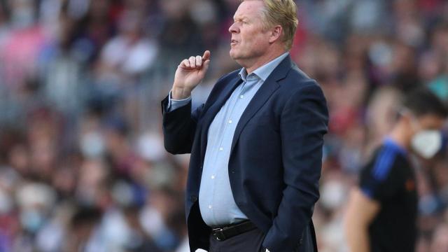 Ronald Koeman, en un partido del FC Barcelona de la temporada 2021/2022