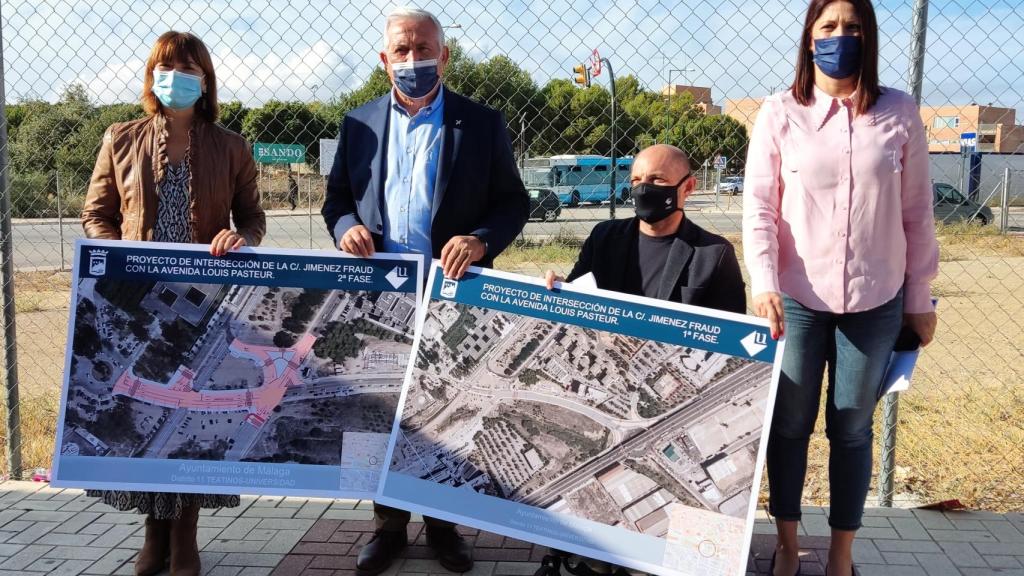 Los concejales Ruth Sarabia, José del Río, Raúl López y Noelia Losada, en la presentación de un proyecto.