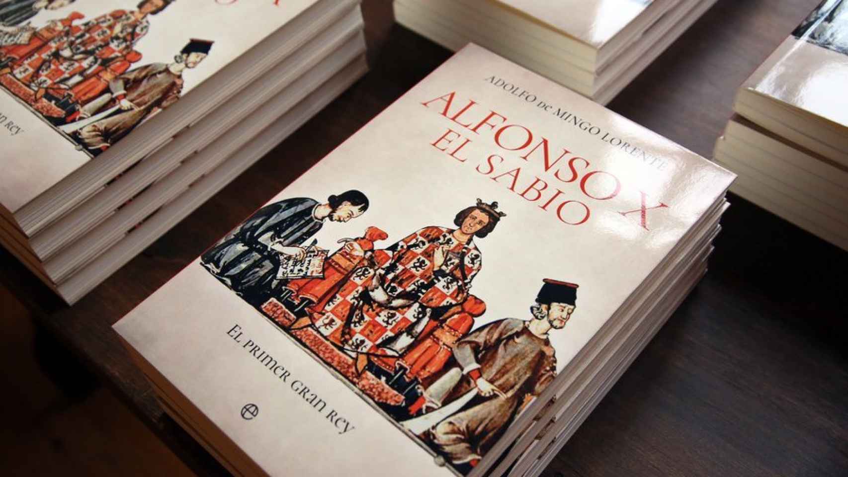 Tolón presenta "Alfonso X El Sabio. El primer gran rey", el nuevo libro de  Adolfo de Mingo