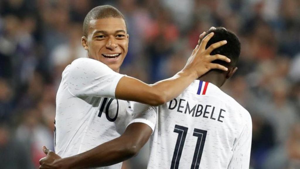 Mbappé y Dembélé, en un partido de la selección de Francia