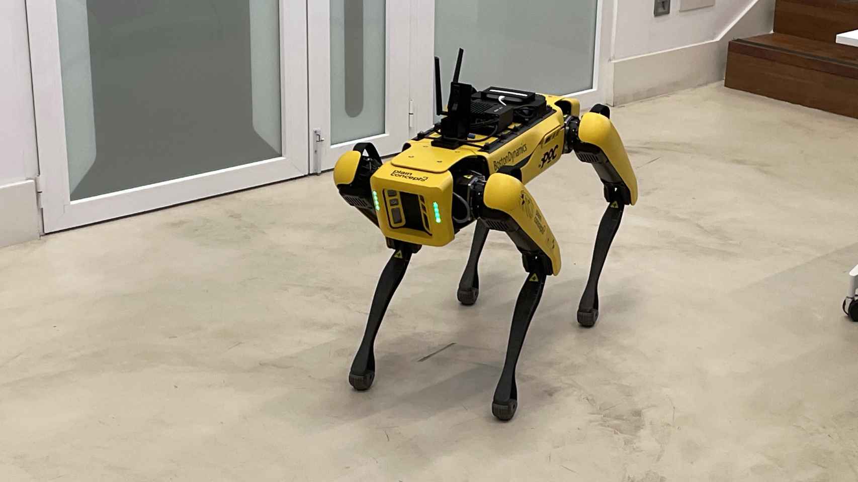 Spot, el perro robot de Boston Dynamics llega a Madrid.