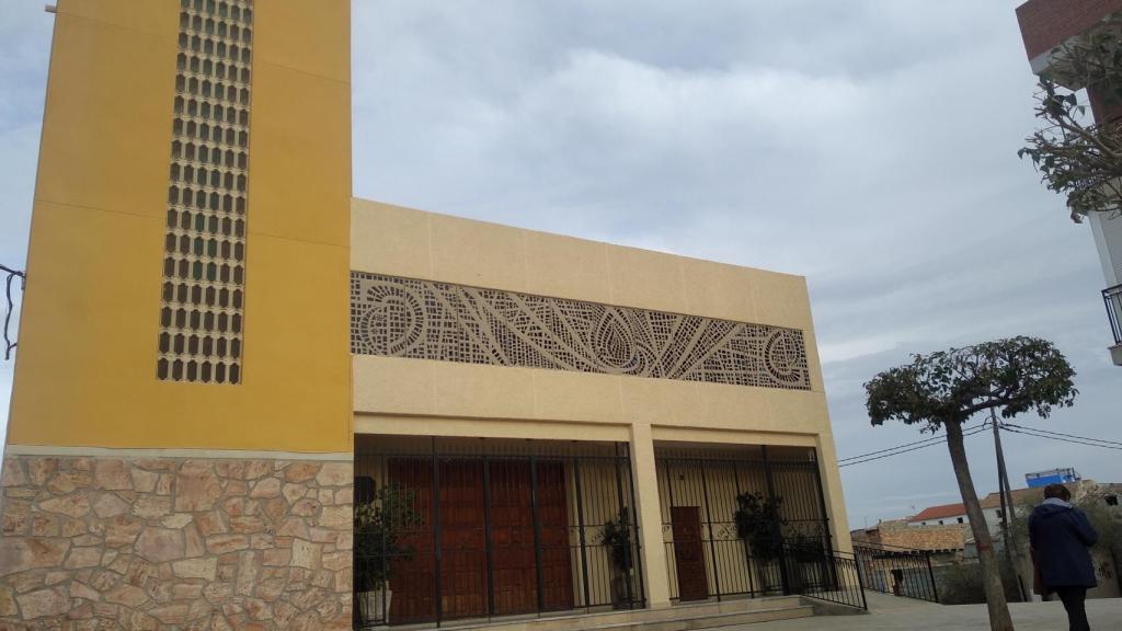 Plaza de la iglesia de San Juan Bautista donde 'El Keto' pasaba las noches.