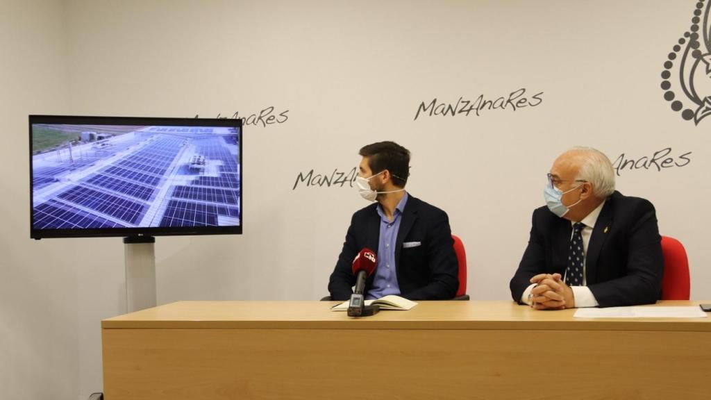 Presentación de una campaña de apoyo y promoción del sector empresarial en Manzanares (Ciudad Real)