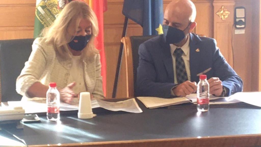 La alcaldesa de Marbella y el subdelegado del Gobierno en Málaga