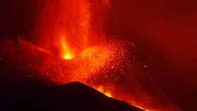 Erupción de lava en el Cumbre Vieja