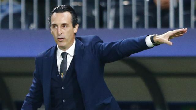 Unai Emery, dirigiendo al Villarreal