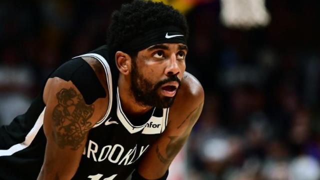 Irving durant eun partido de los Nets