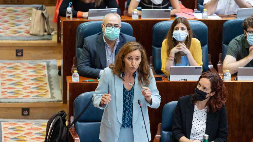 Mónica García, portavoz de Más Madrid, en la Asamblea.