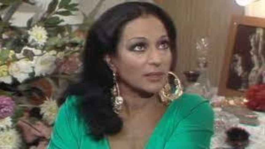 Lola Flores durante su aparición en el programa 'Cantares' en 1978.