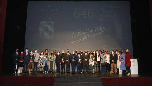 Bonito homenaje en Albacete a los 'héroes' de los peores días de la pandemia