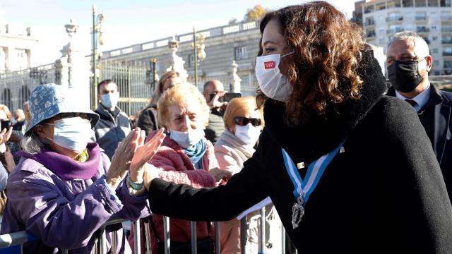 Isabel Díaz Ayuso, en su particular procesión de La Almudena.