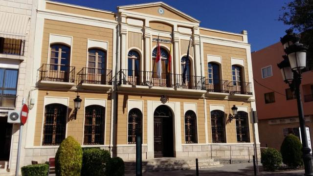 El Ayuntamiento de Quintanar de la Orden (Toledo).