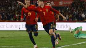 Álvaro Morata celebra su gol ante Suecia
