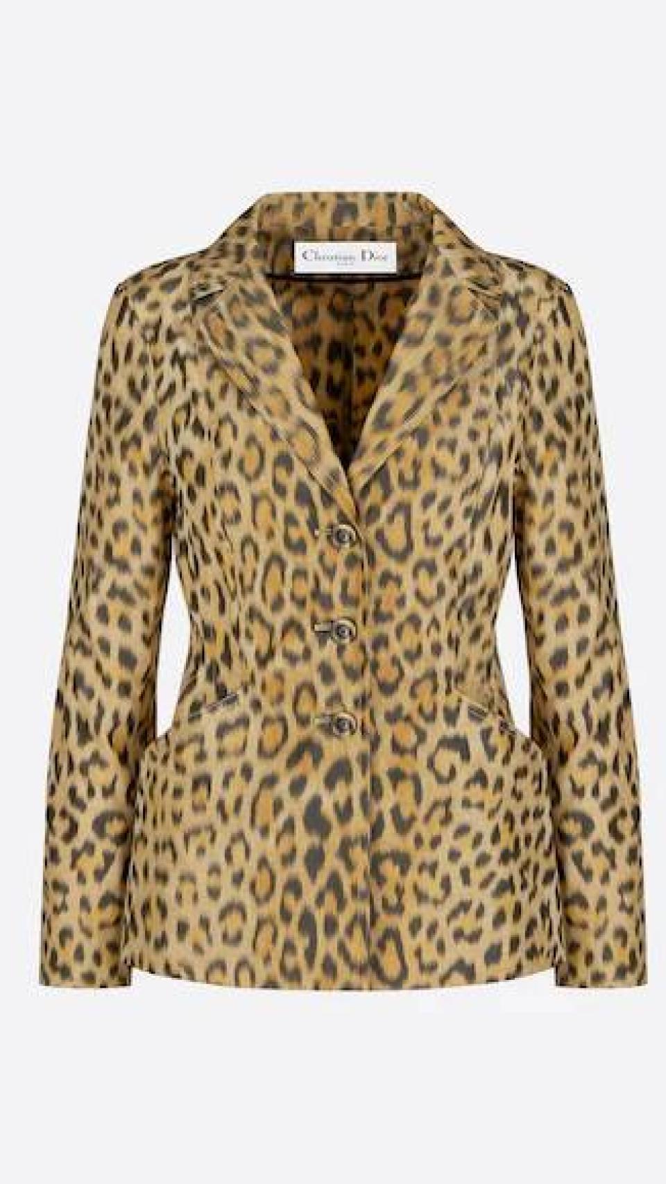 Zara se inspira Dior y crea la chaqueta que querrás otoño