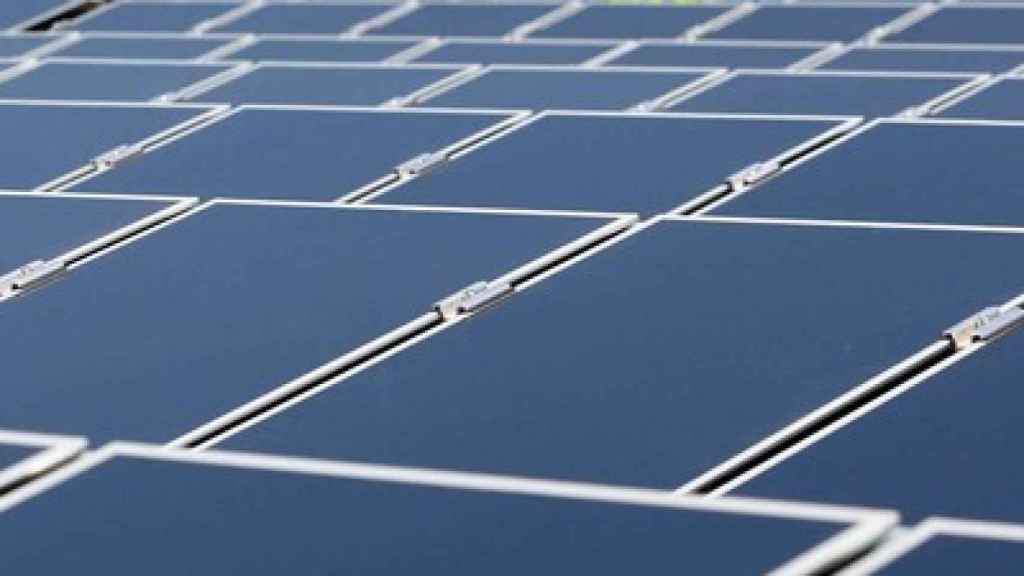 Los paneles fotovoltaicos producen electricidad a través de la radiación electromagnética del sol