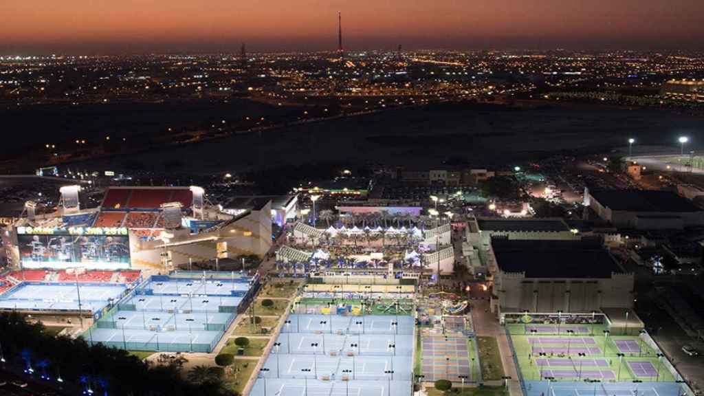 El Khalifa International Tennis and Squash Complex de Doha en Qatar desde el cielo