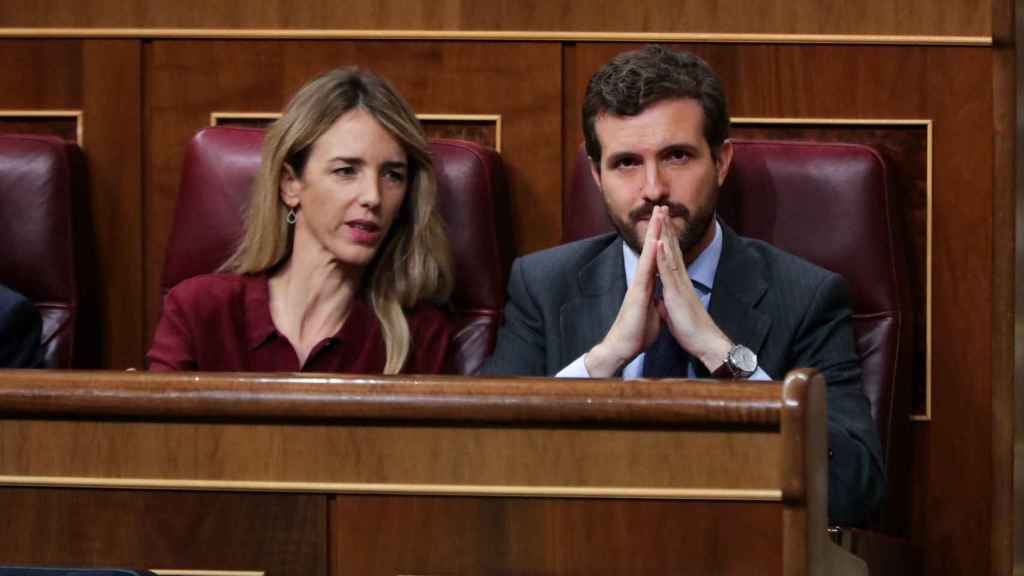 Cayetana Álvarez de Toledo y Pablo Casado en el Congreso de los Diputados. EP