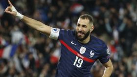 Karim Benzema celebra un gol con la selección de Francia