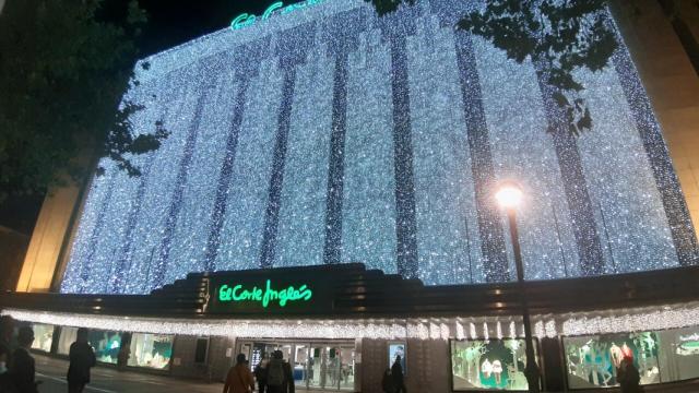 Las luces de Navidad se encienden hoy en El Corte Inglés de Paseo de Zorrilla