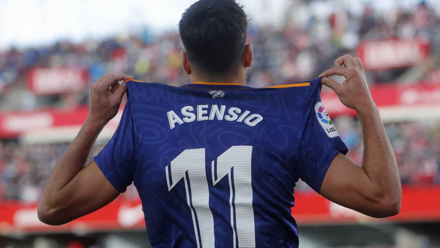 Marco Asensio celebra su gol al Granada