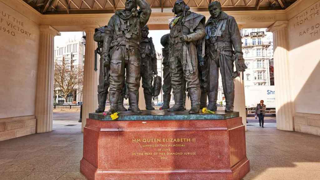 Monumento al Mando de Bombarderos, en Londres.