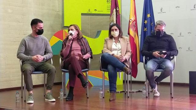 Presentación en Toledo de Nacer, el cortometraje de Roberto Valle.