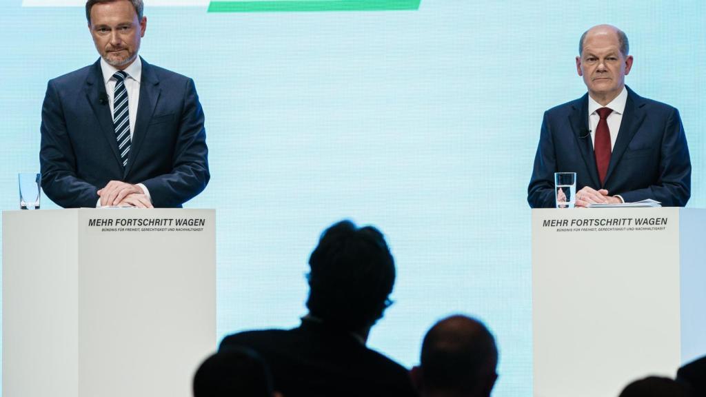 El liberal Christian Lindner y el futuro canciller, Olaf Scholz.