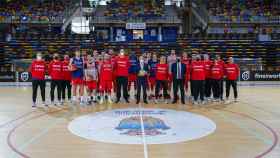 La selección española de baloncesto, junto al alcalde de Guadalajara Alberto Rojo