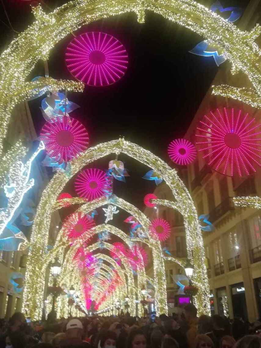 Aspecto de Calle Larios este viernes durante el encendido de la iluminación navideña.