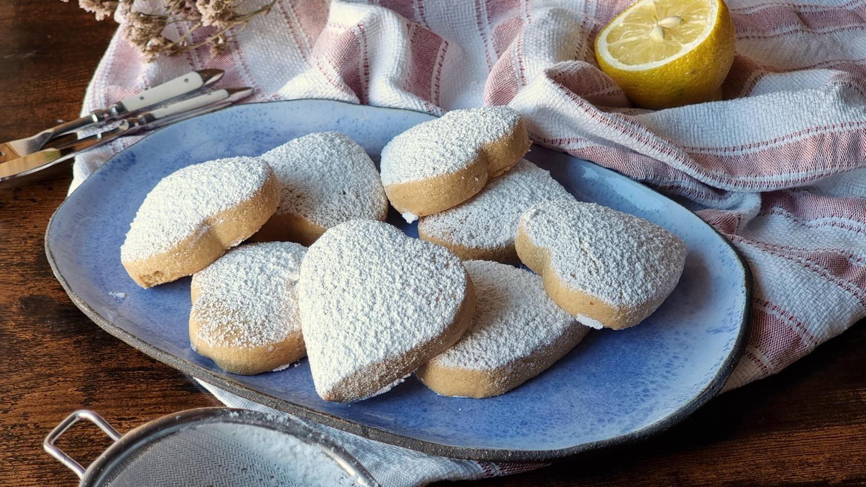 Mantecados de gofio, una receta fácil para Navidad con un guiño canario