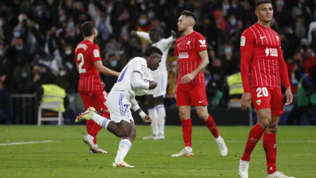 Vinicius celebra su gol al Sevilla