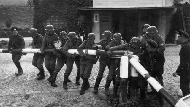 La Wehrmacht durante la invasión de la frontera de Danzig en 1939.
