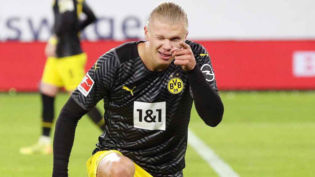 Erling Haaland celebra un gol con el Borussia Dortmund en la Bundesliga 2021/2022
