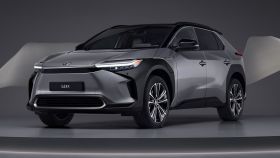 El Toyota bZ4x es el primer eléctrico puro de Toyota que llega en 2022.
