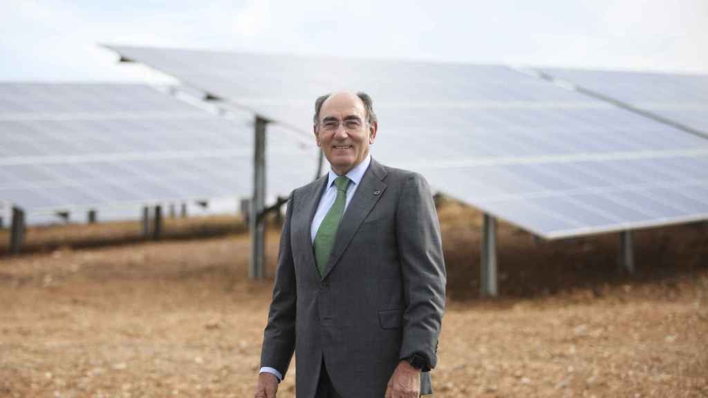 Ignacio Sánchez Galán, presidente de Iberdrola, en una de las instalaciones fotovoltaicas de la compañía.