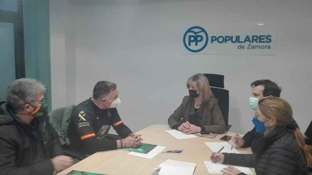 Reunión de los representantes del Partido Popular de Zamora con representantes de Jusapol
