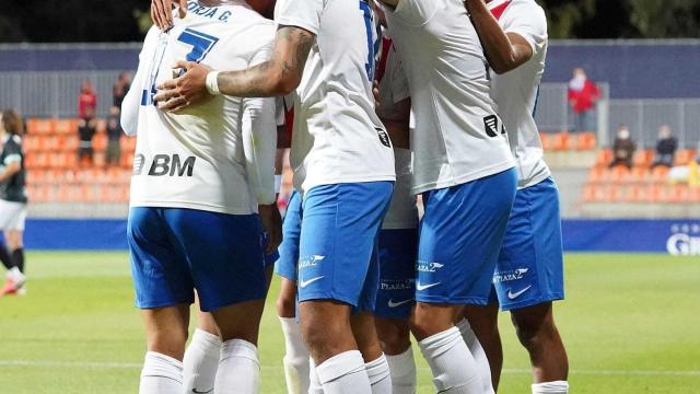 El Rayo Majadahonda celebra un gol.