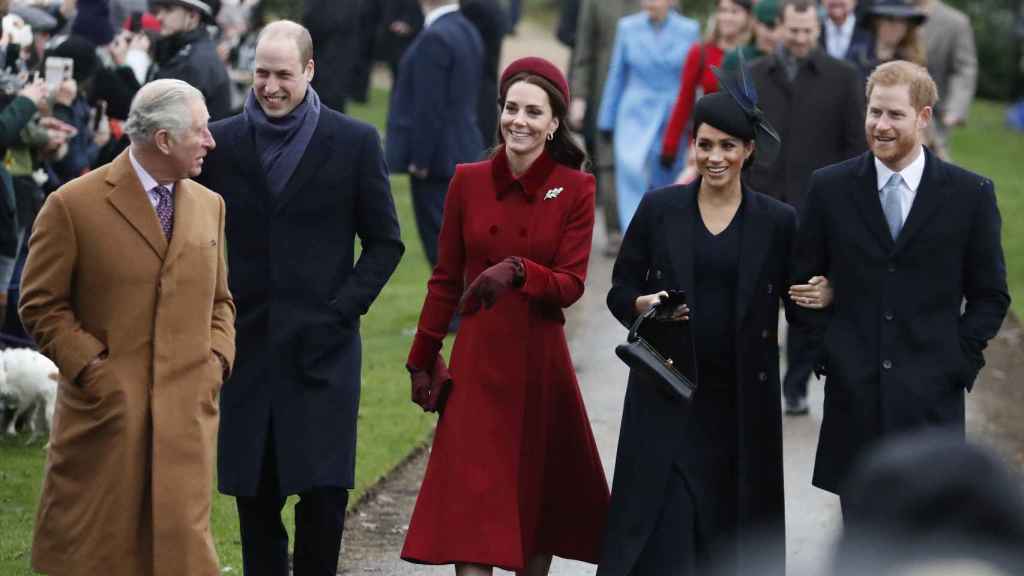 Kate Middleton y Meghan Markle junto a la Familia Real en la misa de Navidad de 2018.