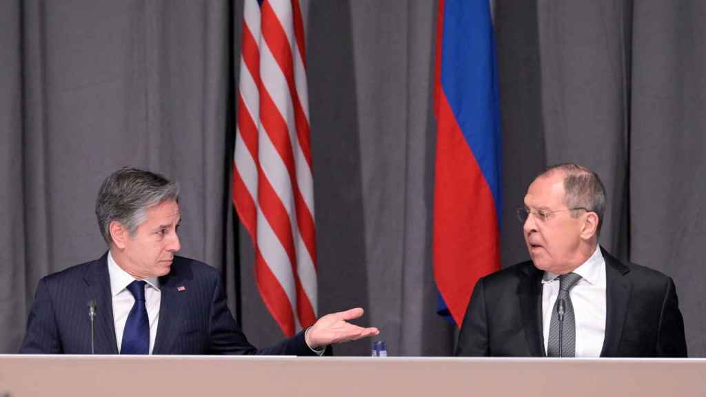 El secretario de Estado estadounidense, Anthony Blinken, y el ministro de Exteriores ruso, Serguéi Lavrov, el jueves.