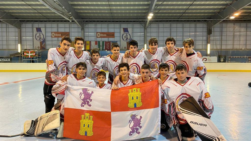 Selección masculina infantil de hockey en línea