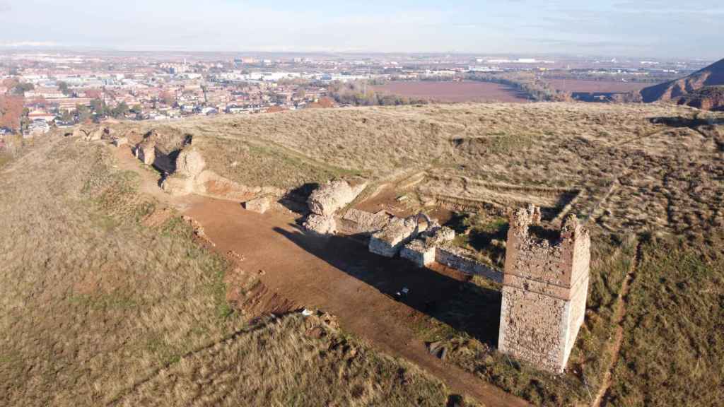Otra imagen aérea del castillo tras las últimas excavaciones.