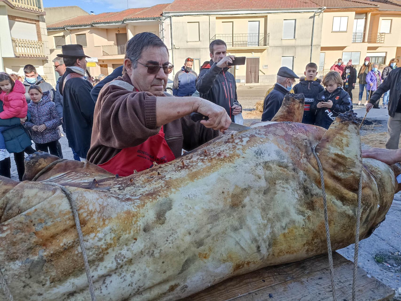 El Matancero de Honor, Tomás Ángel Centeno Isidro, deshace el cochino