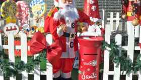 Santa Claus, protagonista destacado de las imágenes navideñas de Santa Marta de Tormes