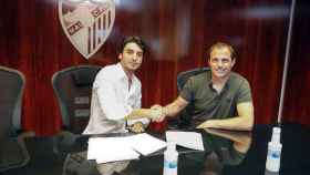 Cenk Gonen el día de su firma con el Málaga CF.