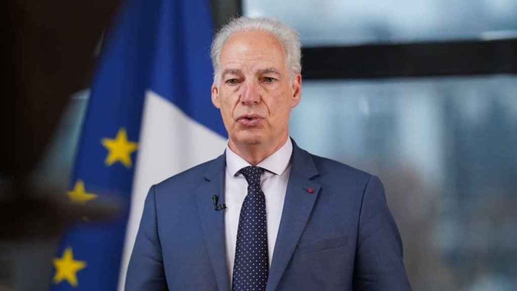 Dimite un ministro francés tras ser condenado por ocultar parte de su patrimonio