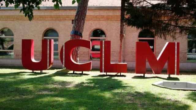 La UCLM lanza el primer curso universitario de Comunicación Aumentativa Alternativa en España