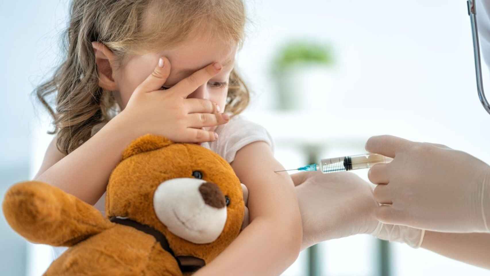 La vacunación contra la Covid-19 a los menores de 11 años en Andalucía empezará el 15 de diciembre