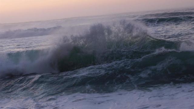 Olas en una imagen de archivo.