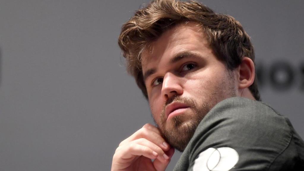 Magnus Carlsen, durante el Mundial de ajedrez celebrado este 2021