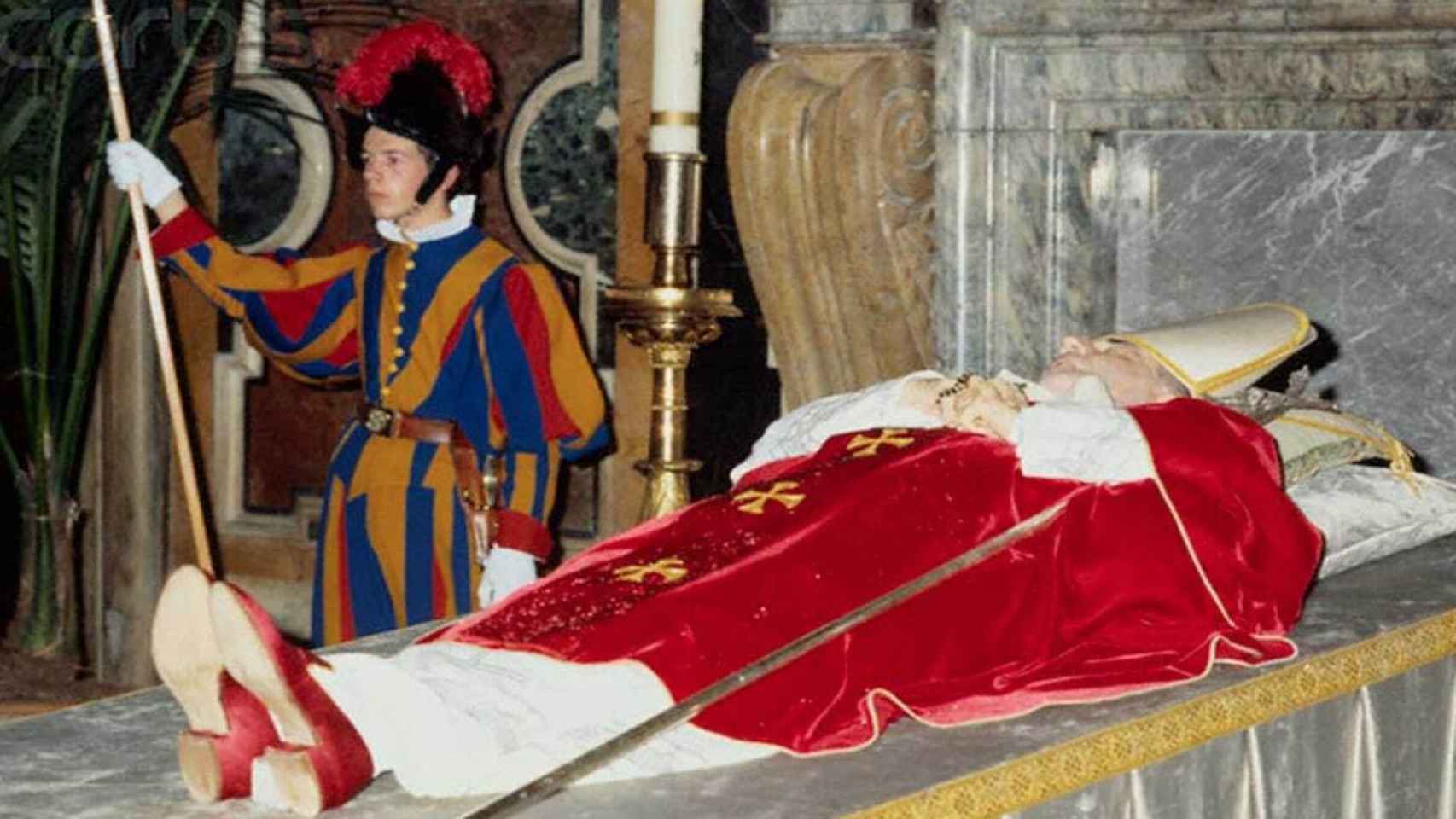 El cuerpo sin vida del papa Juan Pablo I.